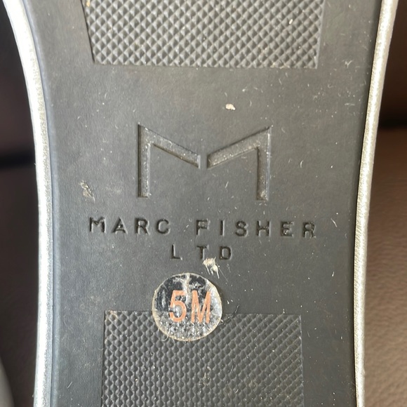 Metallic Slide Platform Sandals, Marc Fisher, 5M - Picture 4 of 7